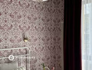 2-комнатная квартира, этаж 3 из 7, 70 м², На длительный срок