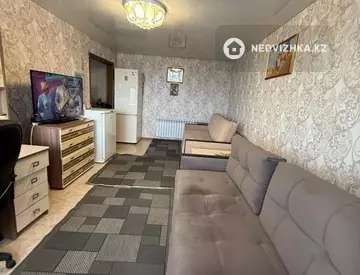 1-комнатная квартира, этаж 5 из 5, 42 м²