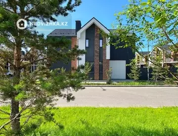 5-комнатный таунхаус, 1.3 соток, 169 м²