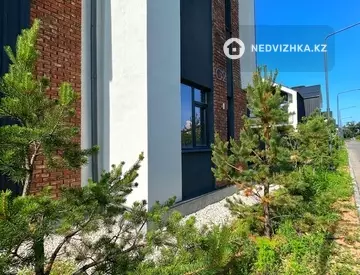 5-комнатный таунхаус, 1.3 соток, 169 м²
