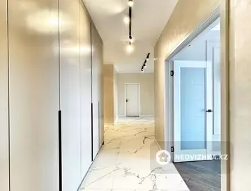 3-комнатная квартира, этаж 9 из 12, 165 м²