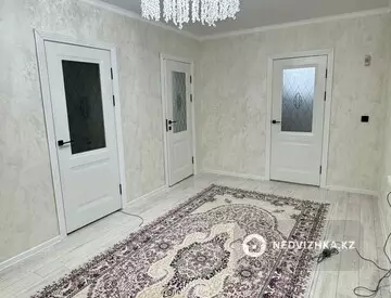 4-комнатный дом, 5 соток, 100 м²