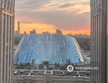 3-комнатная квартира, этаж 13 из 24, 83 м²