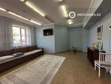 5-комнатный дом, 9.7 соток, 460 м²