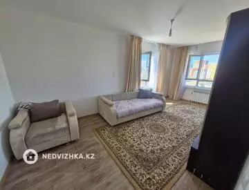 3-комнатная квартира, этаж 8 из 9, 86 м², На длительный срок