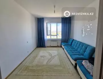 3-комнатная квартира, этаж 8 из 9, 86 м², На длительный срок