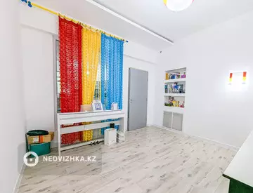3-комнатная квартира, этаж 3 из 9, 92 м²