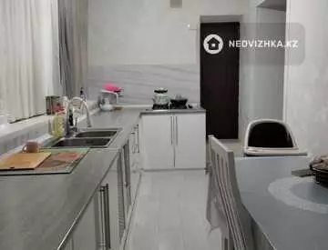 2-комнатная квартира, этаж 2 из 5, 59 м²