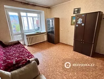2-комнатная квартира, этаж 3 из 5, 52 м²