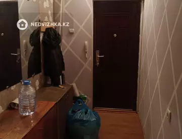 2-комнатная квартира, этаж 2 из 9, 60 м², На длительный срок