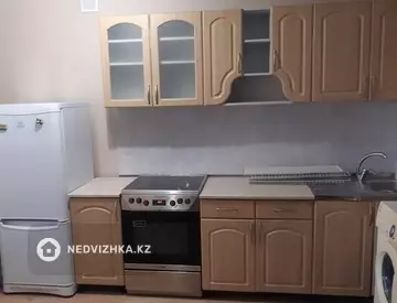 1-комнатная квартира, этаж 2 из 12, 32 м²