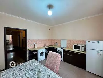1-комнатная квартира, этаж 14 из 10, 70 м²