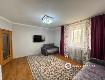 1-комнатная квартира, этаж 4 из 18, 44 м²