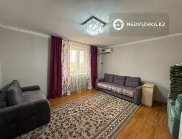 1-комнатная квартира, этаж 4 из 18, 44 м²