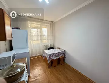 1-комнатная квартира, этаж 4 из 18, 44 м²