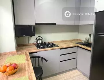 1-комнатная квартира, этаж 4 из 4, 33 м²