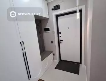 2-комнатная квартира, этаж 10 из 12, 68 м²