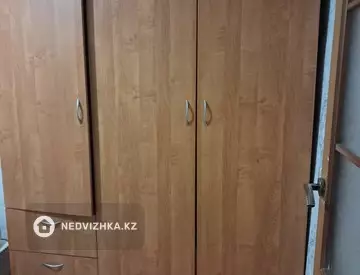 2-комнатная квартира, этаж 3 из 4, 40 м², На длительный срок