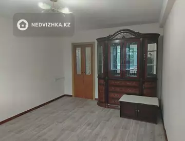 3-комнатная квартира, этаж 2 из 5, 60 м²
