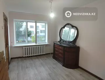 3-комнатная квартира, этаж 2 из 5, 60 м²