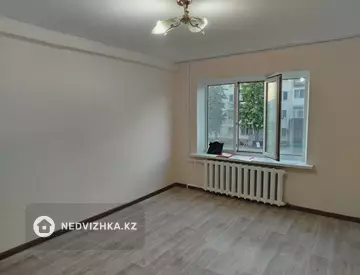 3-комнатная квартира, этаж 2 из 5, 60 м²