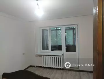 3-комнатная квартира, этаж 2 из 5, 60 м²