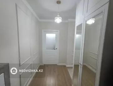 2-комнатная квартира, этаж 14 из 19, 68 м²