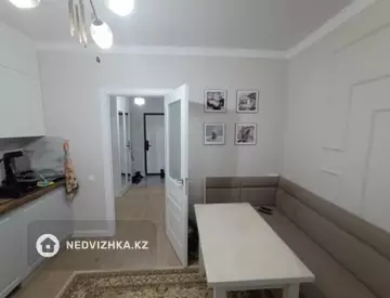 2-комнатная квартира, этаж 14 из 19, 68 м²