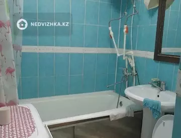 2-комнатная квартира, этаж 6 из 9, 37 м², На длительный срок