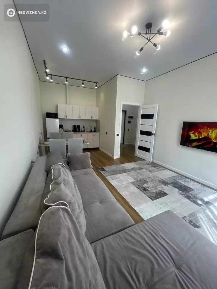 45 м², 2-комнатная квартира, этаж 2 из 17, 45 м², Посуточно, изображение - 1