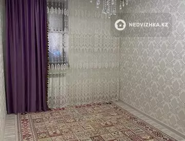 5-комнатная квартира, этаж 2 из 4, 140 м²