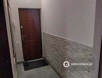 2-комнатная квартира, этаж 6 из 9, 57 м², На длительный срок
