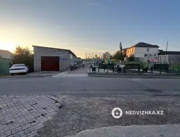 4-комнатная часть дома, 8 соток, 160 м²