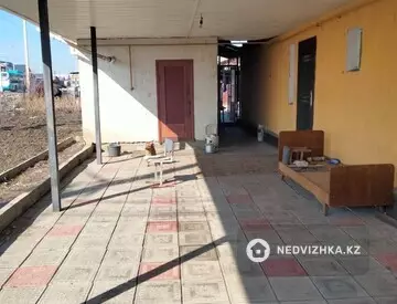 4-комнатная часть дома, 10 соток, 90 м²