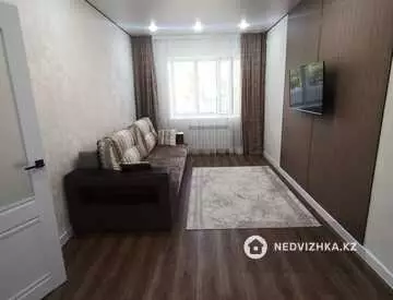2-комнатная квартира, этаж 1 из 6, 55 м², На длительный срок