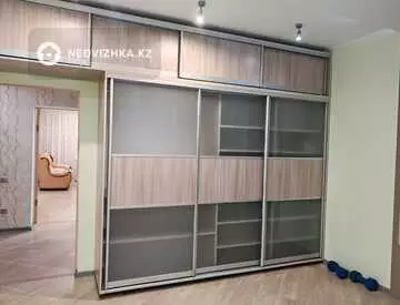 3-комнатная квартира, этаж 2 из 5, 90 м²