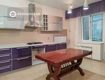 3-комнатная квартира, этаж 2 из 5, 90 м²