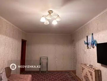 2-комнатная квартира, этаж 4 из 5, 46 м²