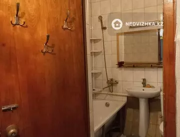 5-комнатный дом, 11 соток, 380 м², На длительный срок