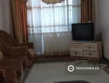 2-комнатная квартира, этаж 4 из 5, 47 м²