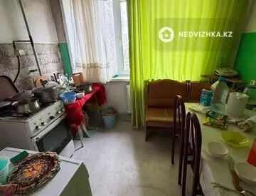 3-комнатная квартира, этаж 2 из 9, 67 м²