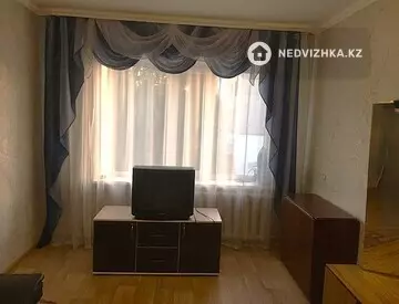 1-комнатная квартира, этаж 3 из 5, 36 м²