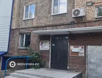 3-комнатная квартира, этаж 3 из 5, 61 м²