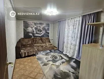 2-комнатная квартира, этаж 1 из 9, 52 м², Посуточно