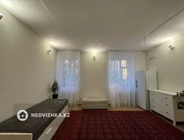 1-комнатная квартира, этаж 1 из 9, 33 м²
