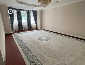 6-комнатный дом, 8.3 соток, 200 м²