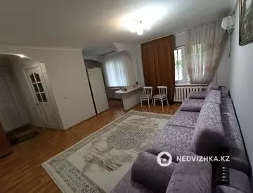 3-комнатная квартира, этаж 1 из 5, 57 м²
