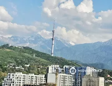 1-комнатная квартира, этаж 15 из 15, 55 м², Посуточно