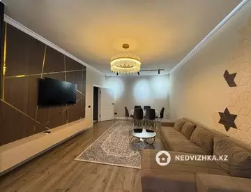 2-комнатная квартира, этаж 2 из 9, 75 м², На длительный срок