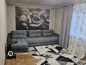 2-комнатная квартира, этаж 1 из 9, 52 м², Посуточно